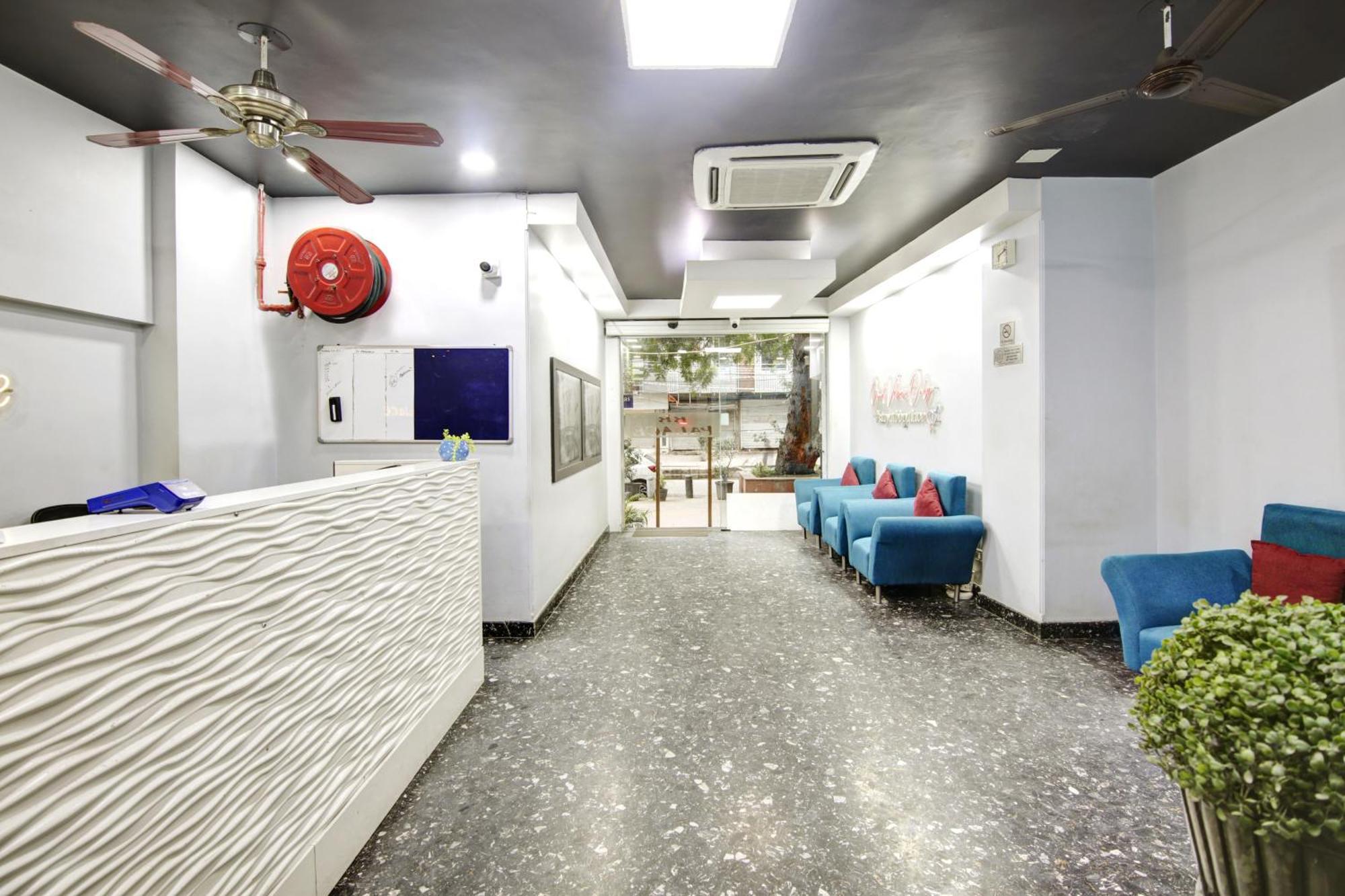Hotel Bb Palace Delhi  Buitenkant foto