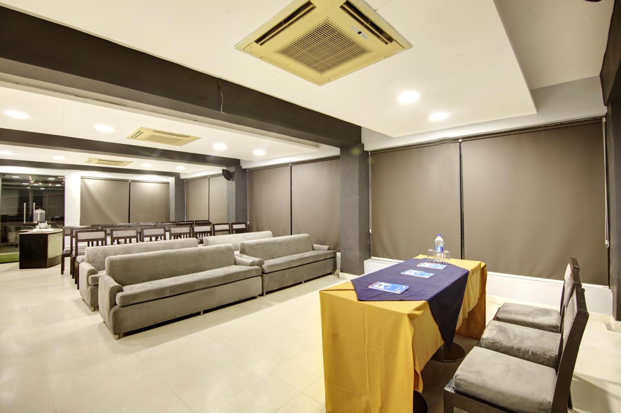 Hotel Bb Palace Delhi  Buitenkant foto
